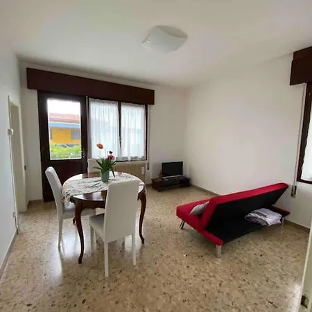 Stanza Vicino A Conegliano * Marcatelli